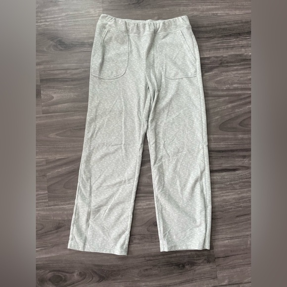 Pants - Cute medium gray cozy pants